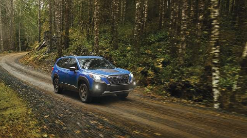 subaru_forester_exterior_on_road