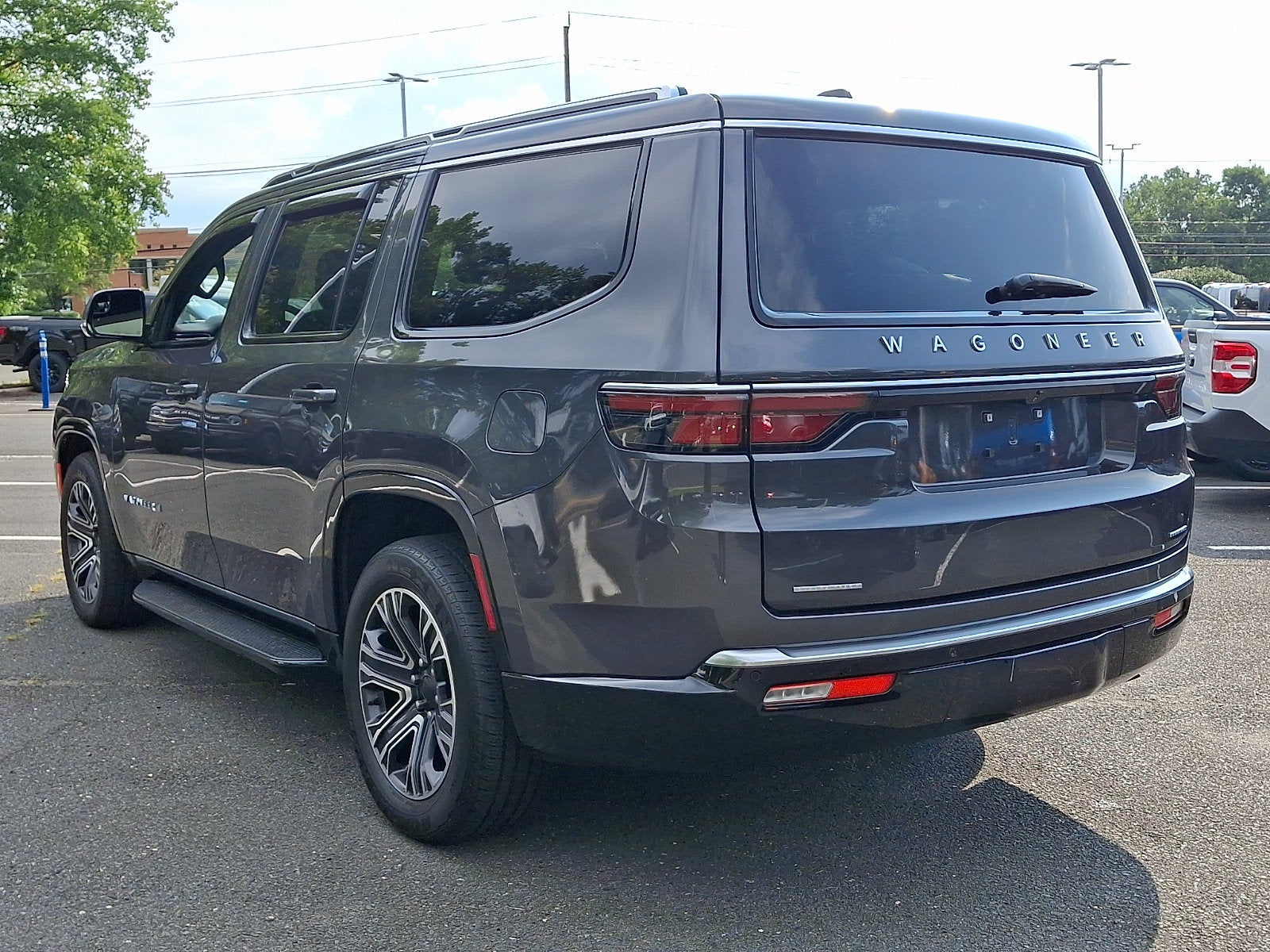 2022 Jeep Wagoneer Series III