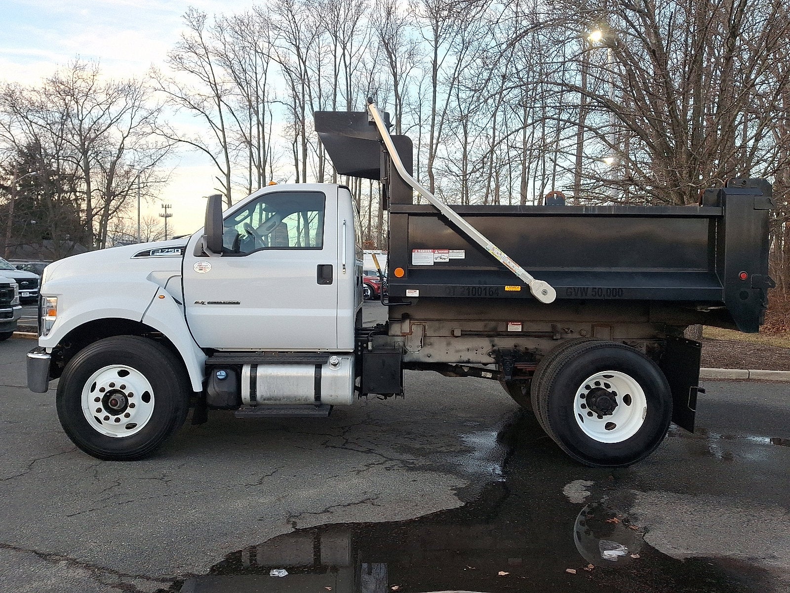 2022 Ford F-750 Mason Dump