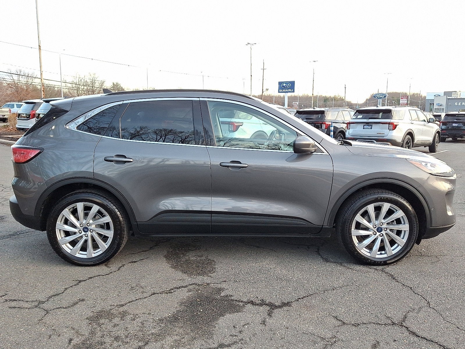 2022 Ford Escape Titanium