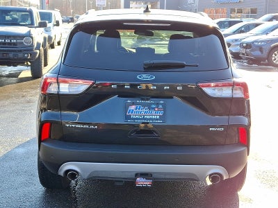 2022 Ford Escape Titanium