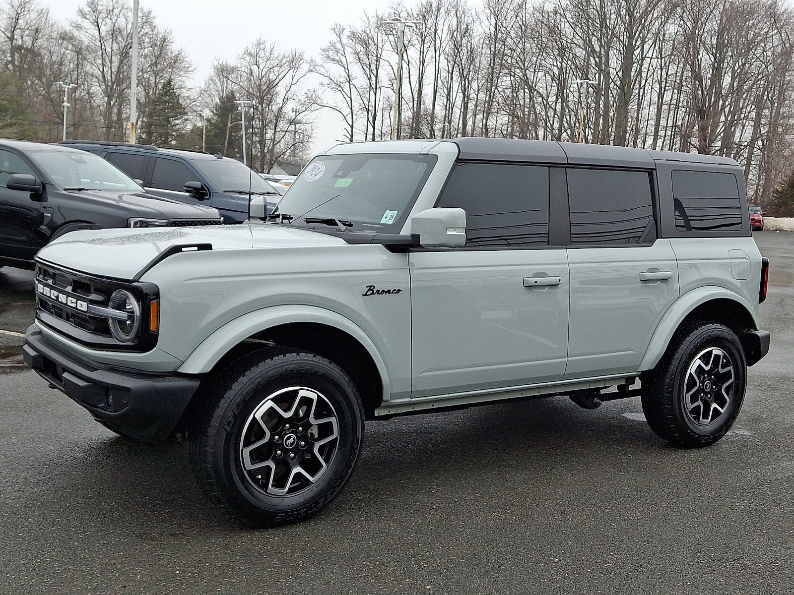 2024 Ford Bronco Outer Banks
