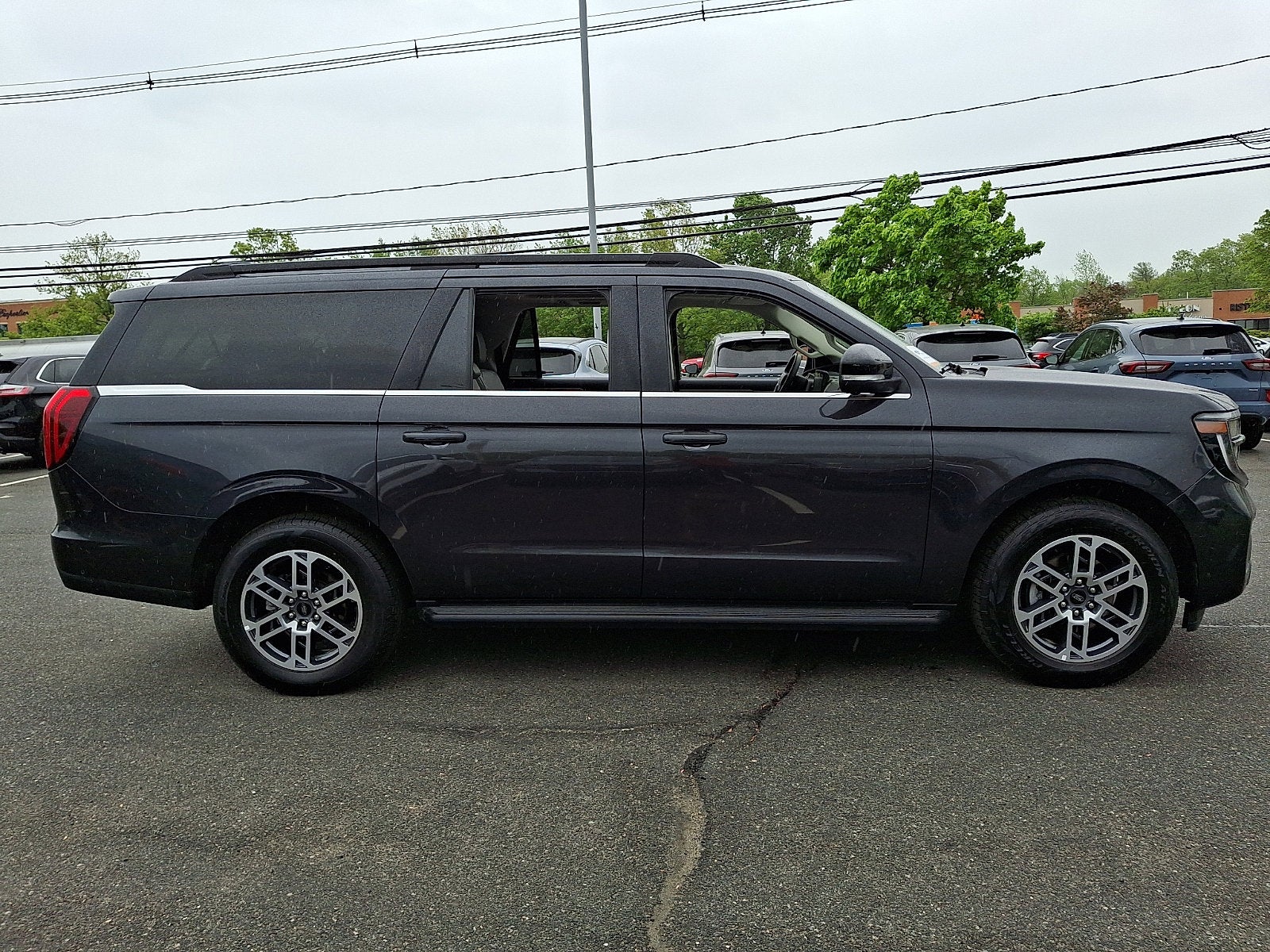 2025 Ford Expedition Max Active