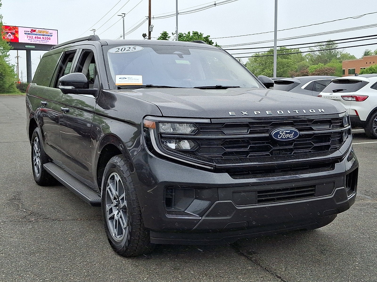 2025 Ford Expedition Max Active