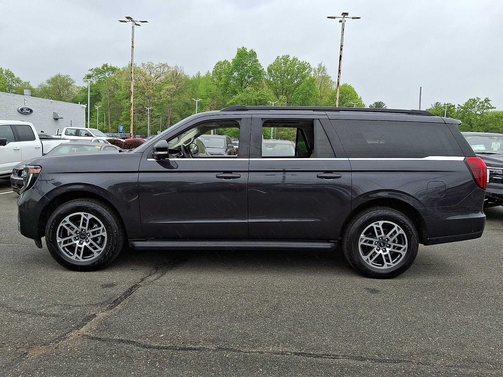 2025 Ford Expedition Max Active