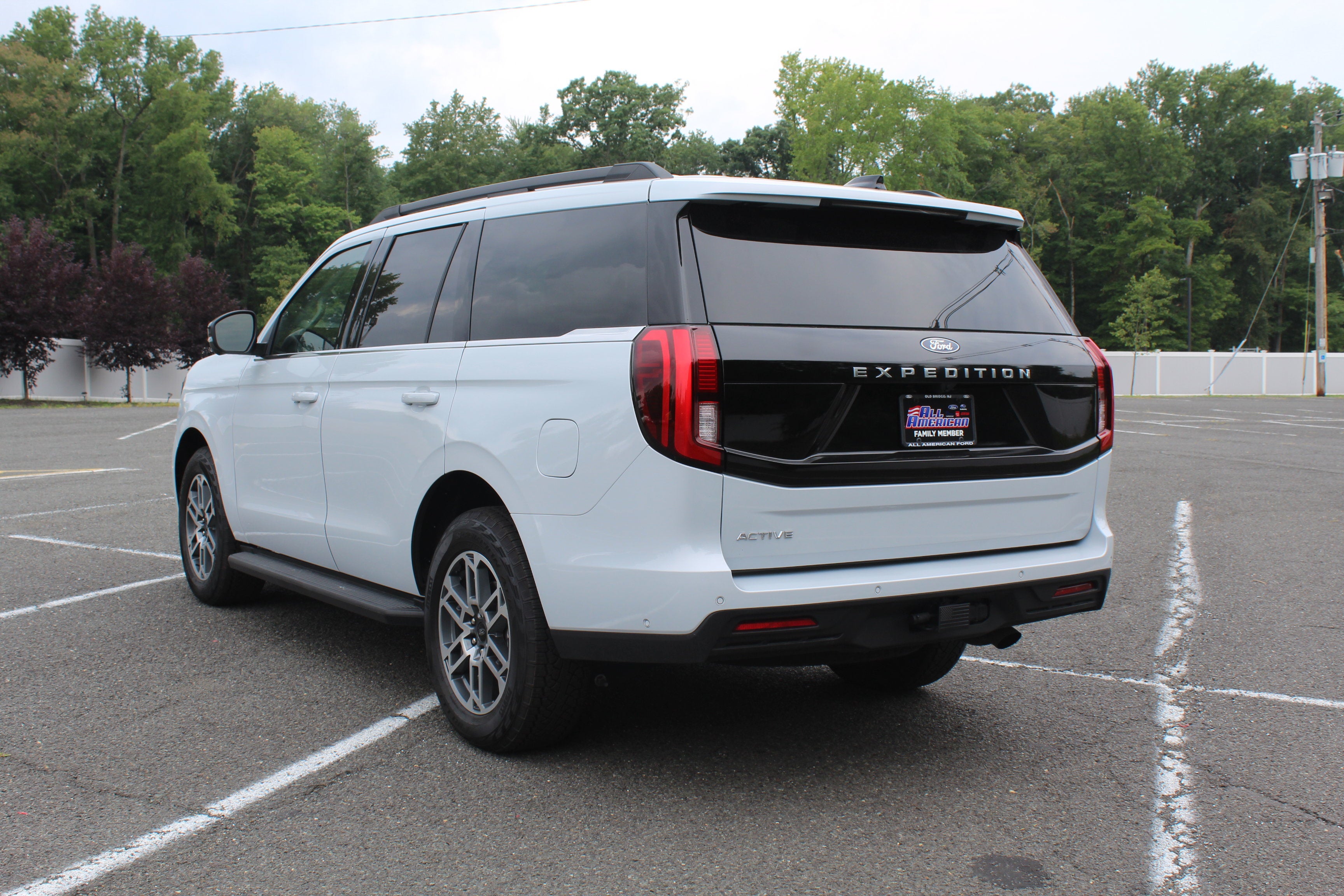 2025 Ford Expedition Active