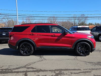 2023 Ford Explorer ST-Line