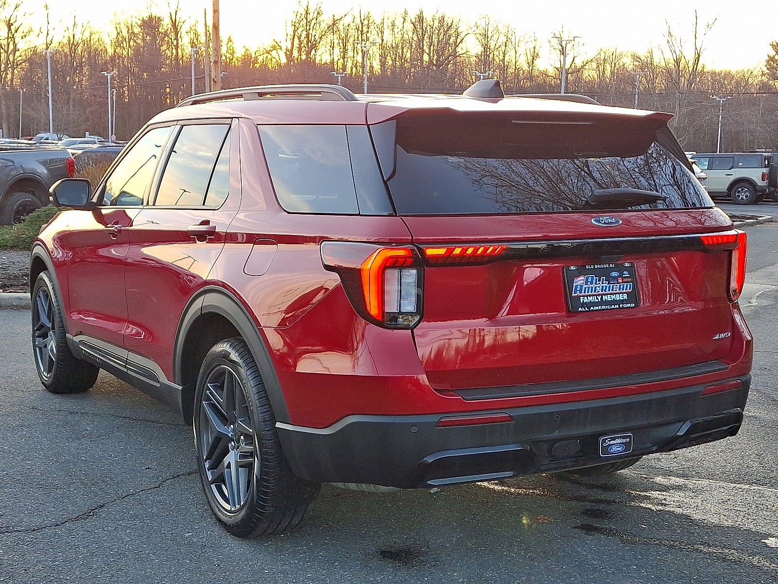 2025 Ford Explorer ST-Line