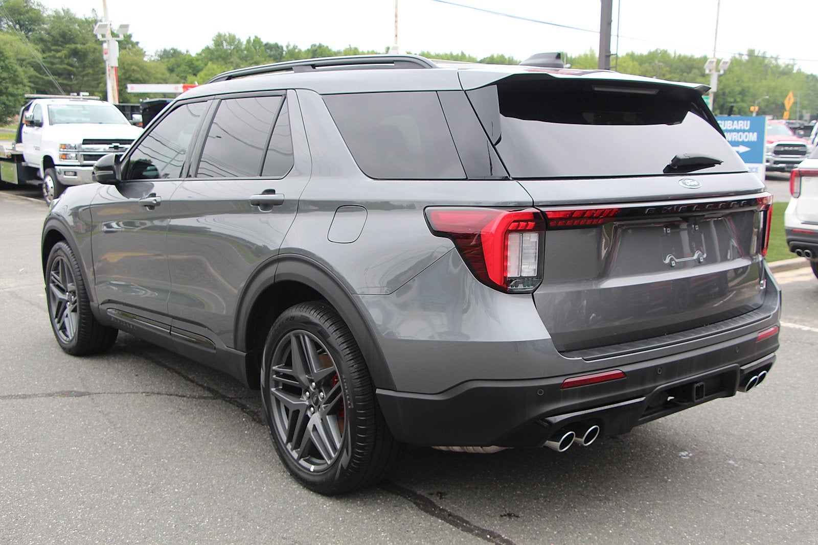 2025 Ford Explorer ST