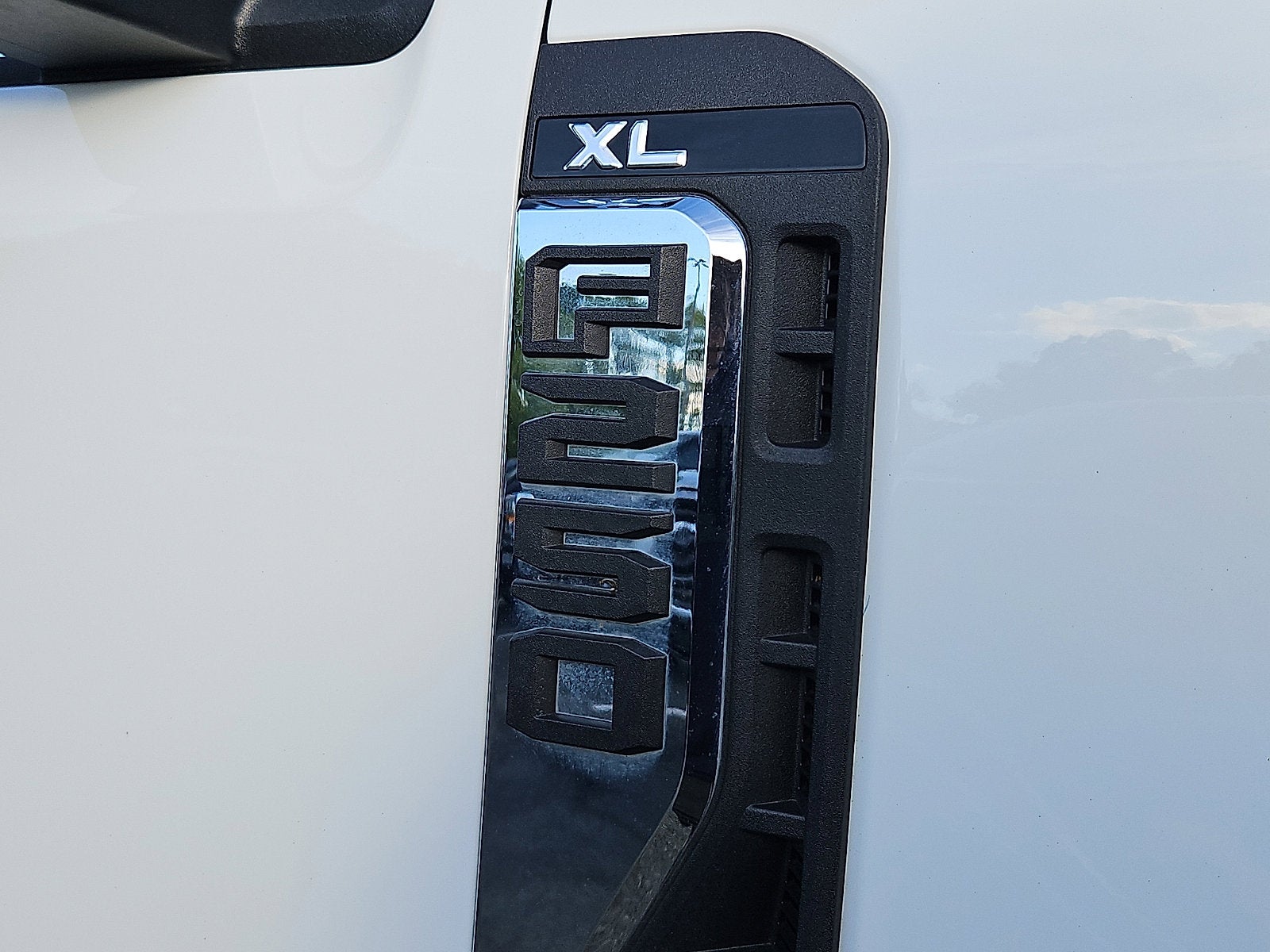 2024 Ford Super Duty F-250 SRW XL