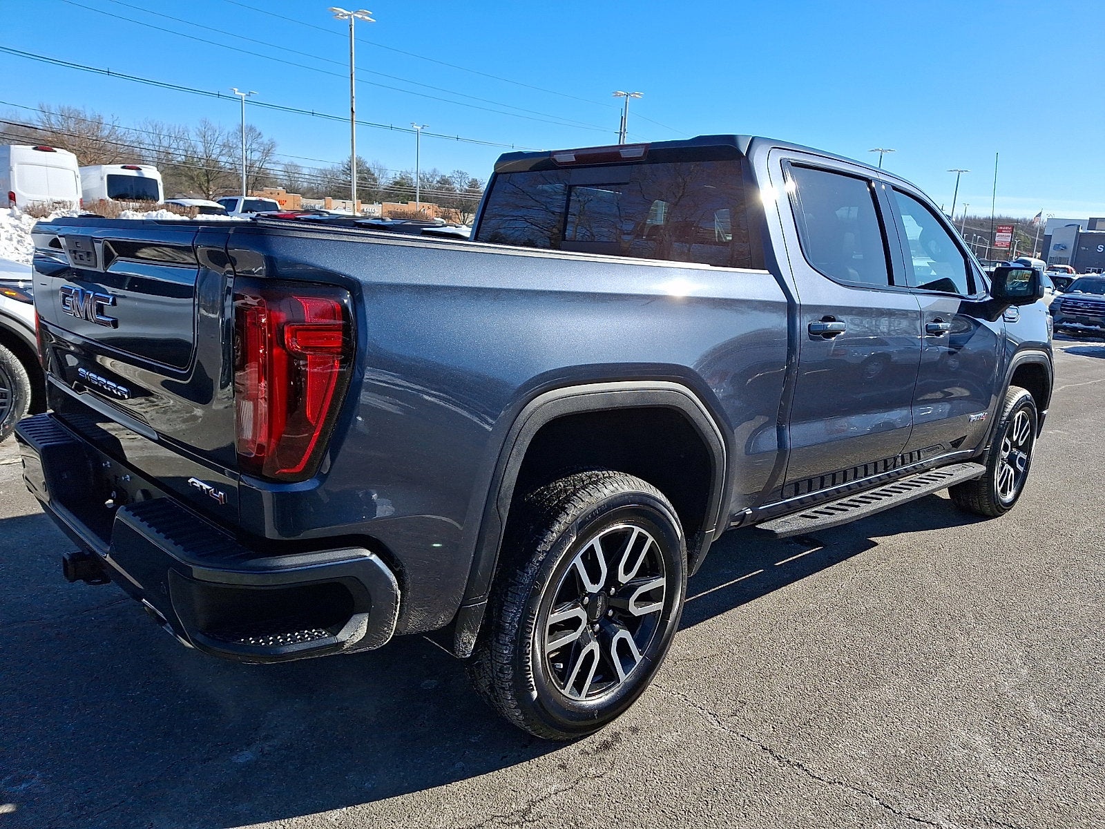 2022 GMC Sierra 1500 Limited AT4