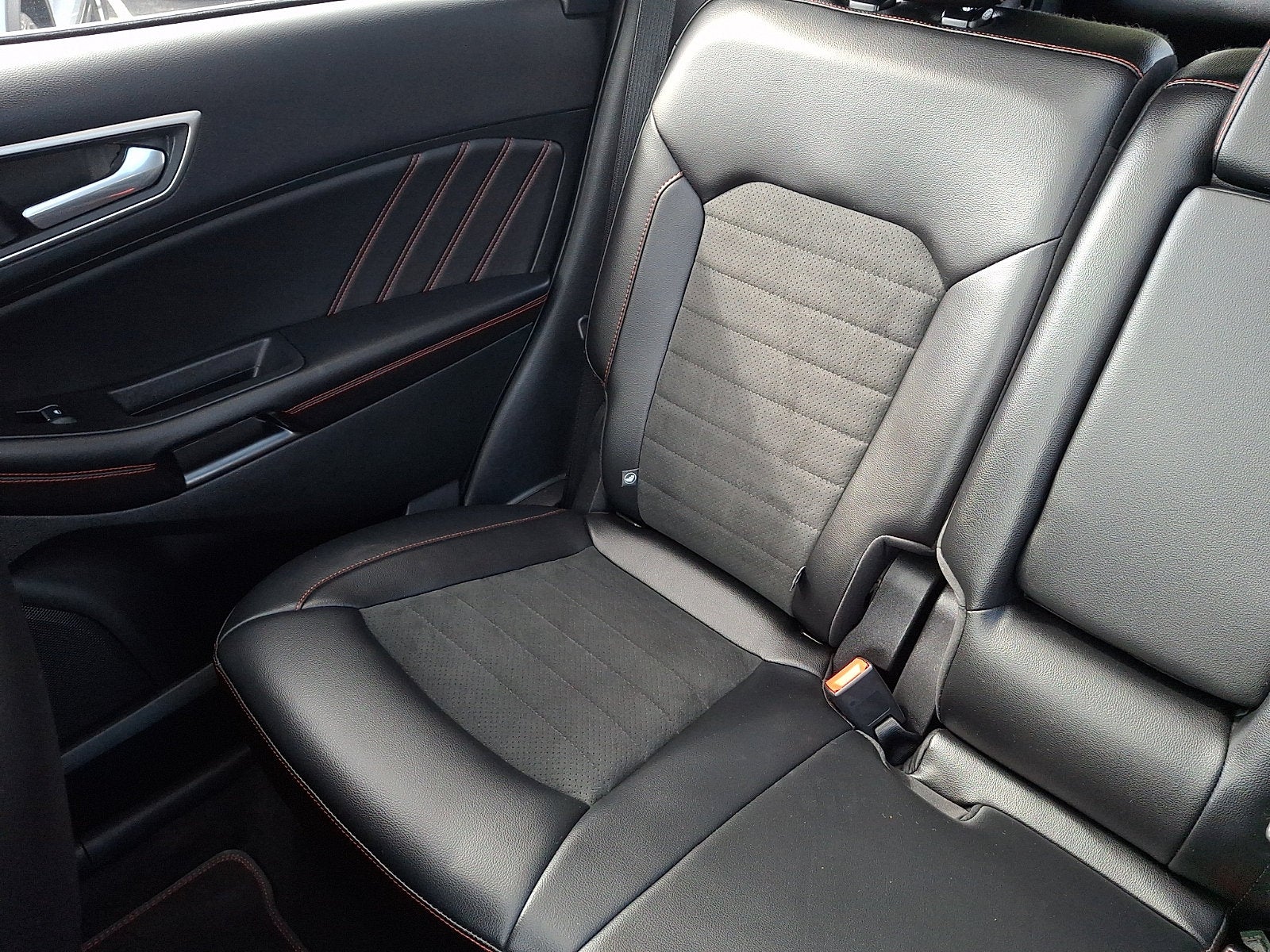 2022 Ford Edge ST-Line