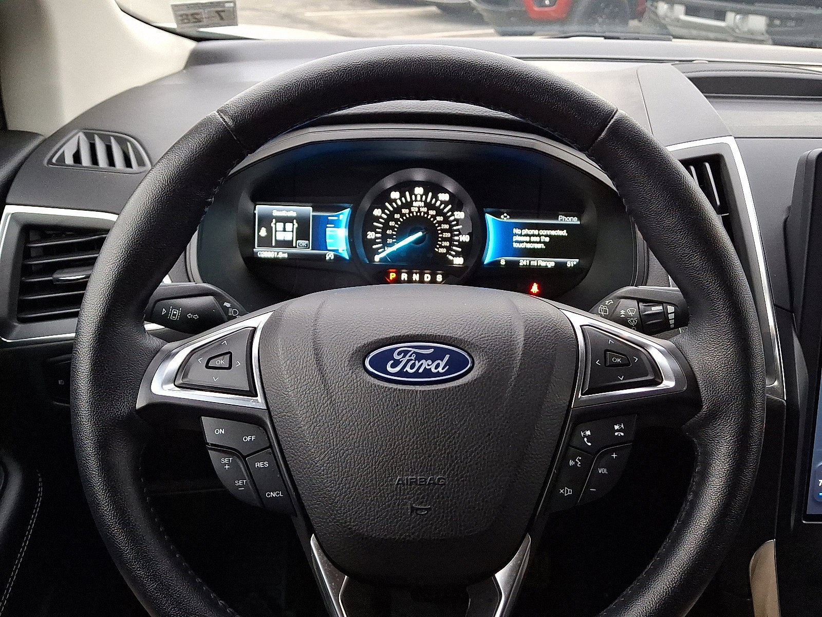 2023 Ford Edge Titanium