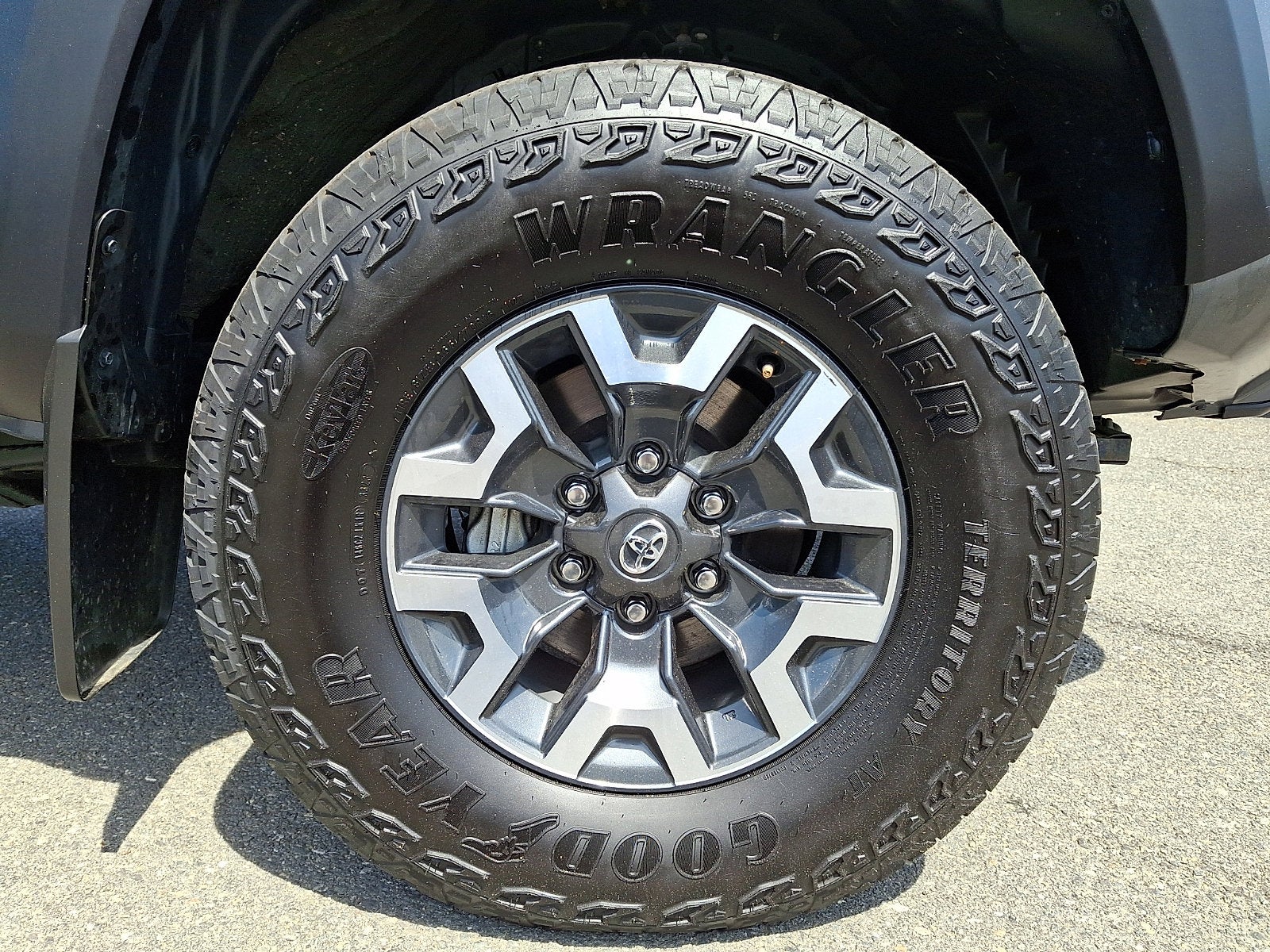 2023 Toyota Tacoma 4WD TRD Off Road