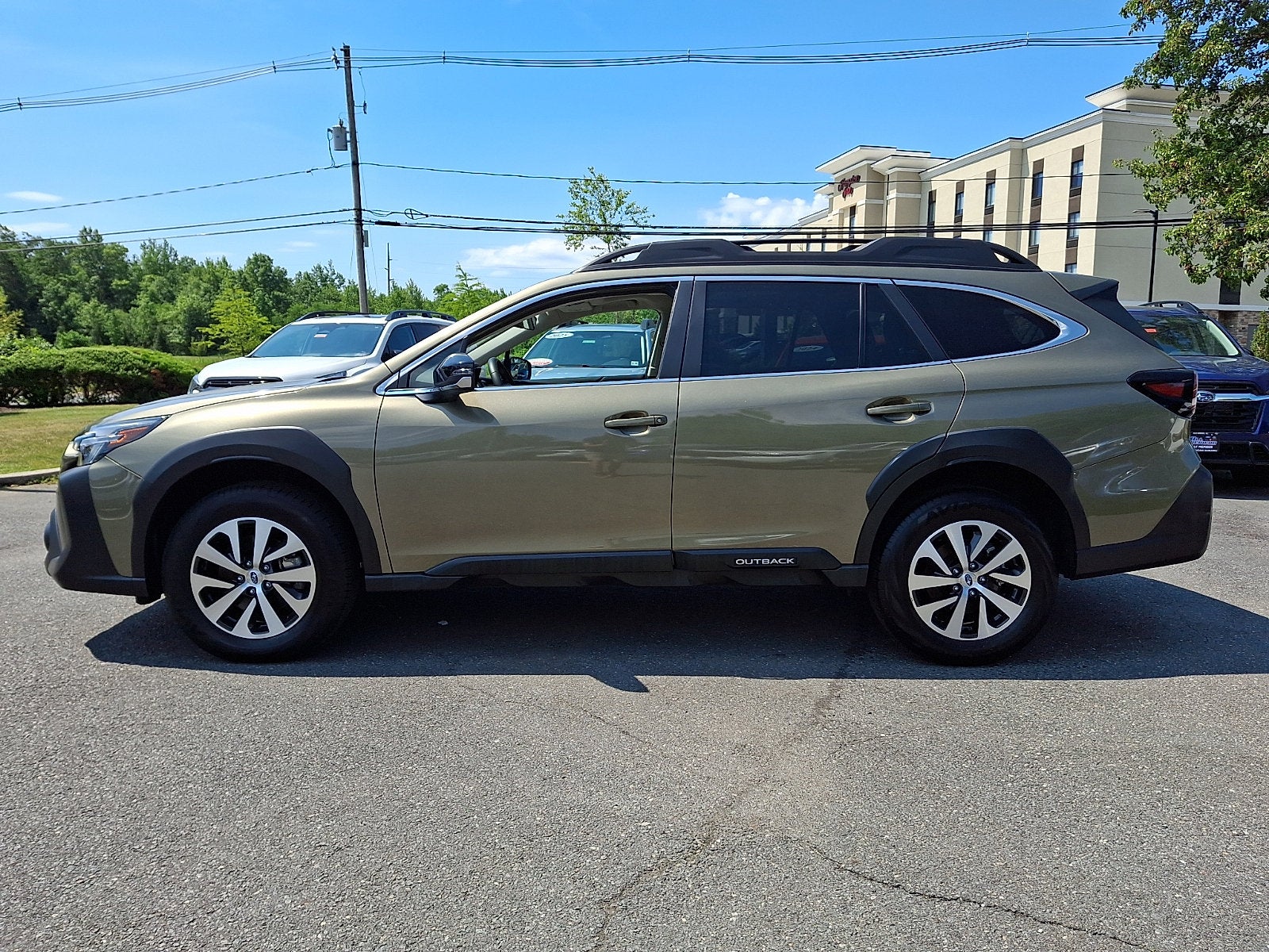 2025 Subaru Outback Premium