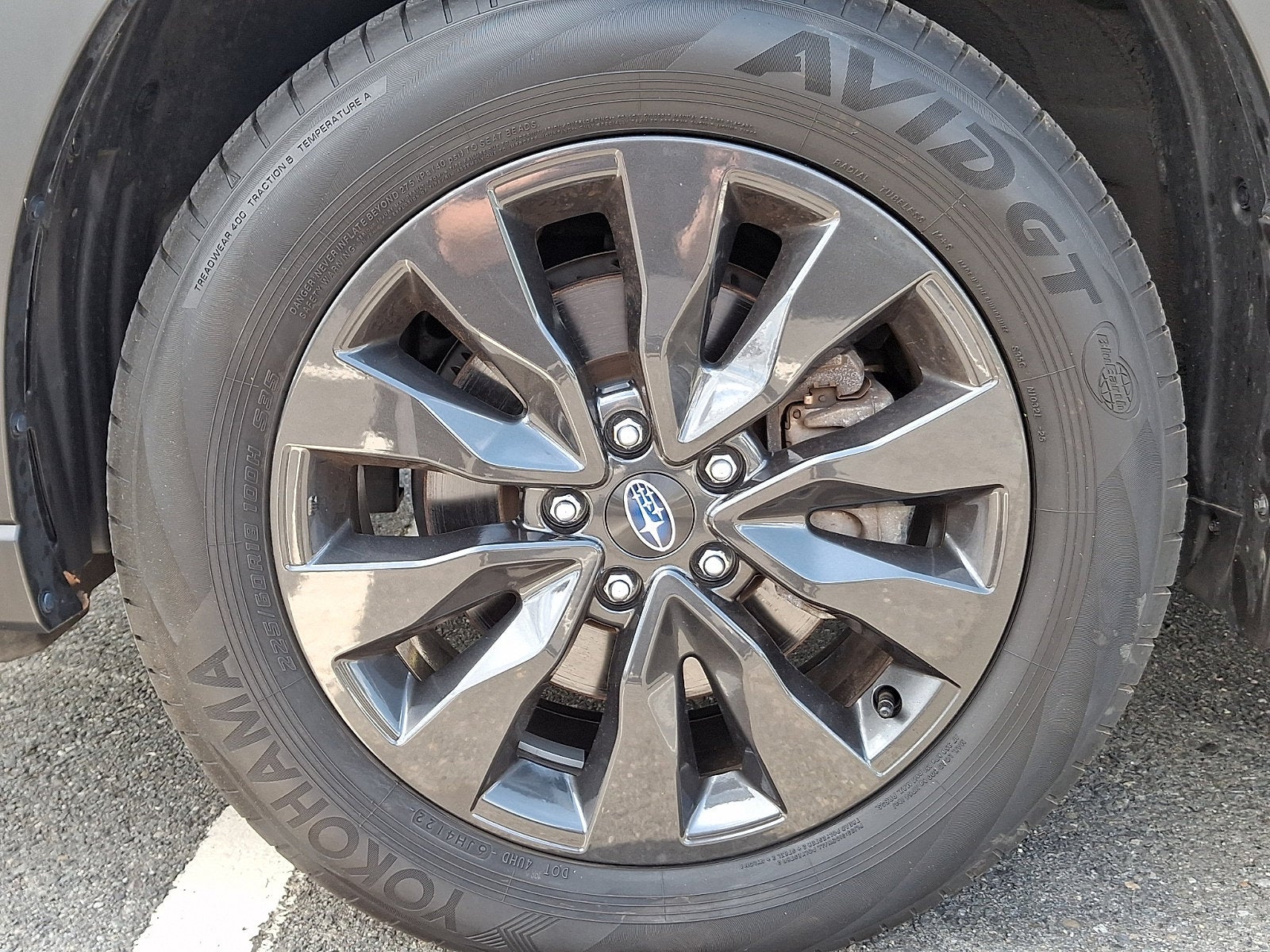 2023 Subaru Outback Onyx Edition w/ Custom Wrap