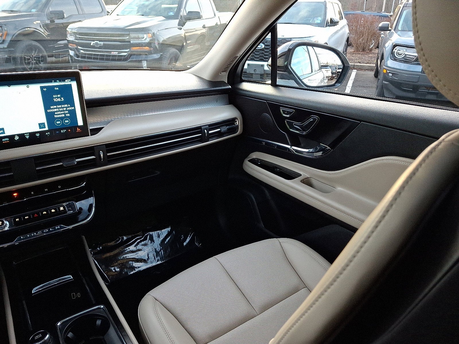 2025 Lincoln Corsair Premiere