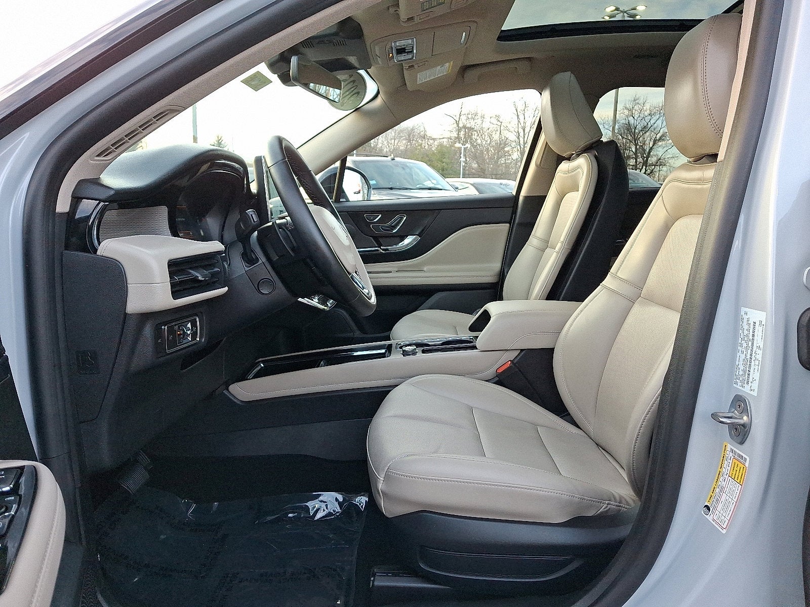 2025 Lincoln Corsair Premiere