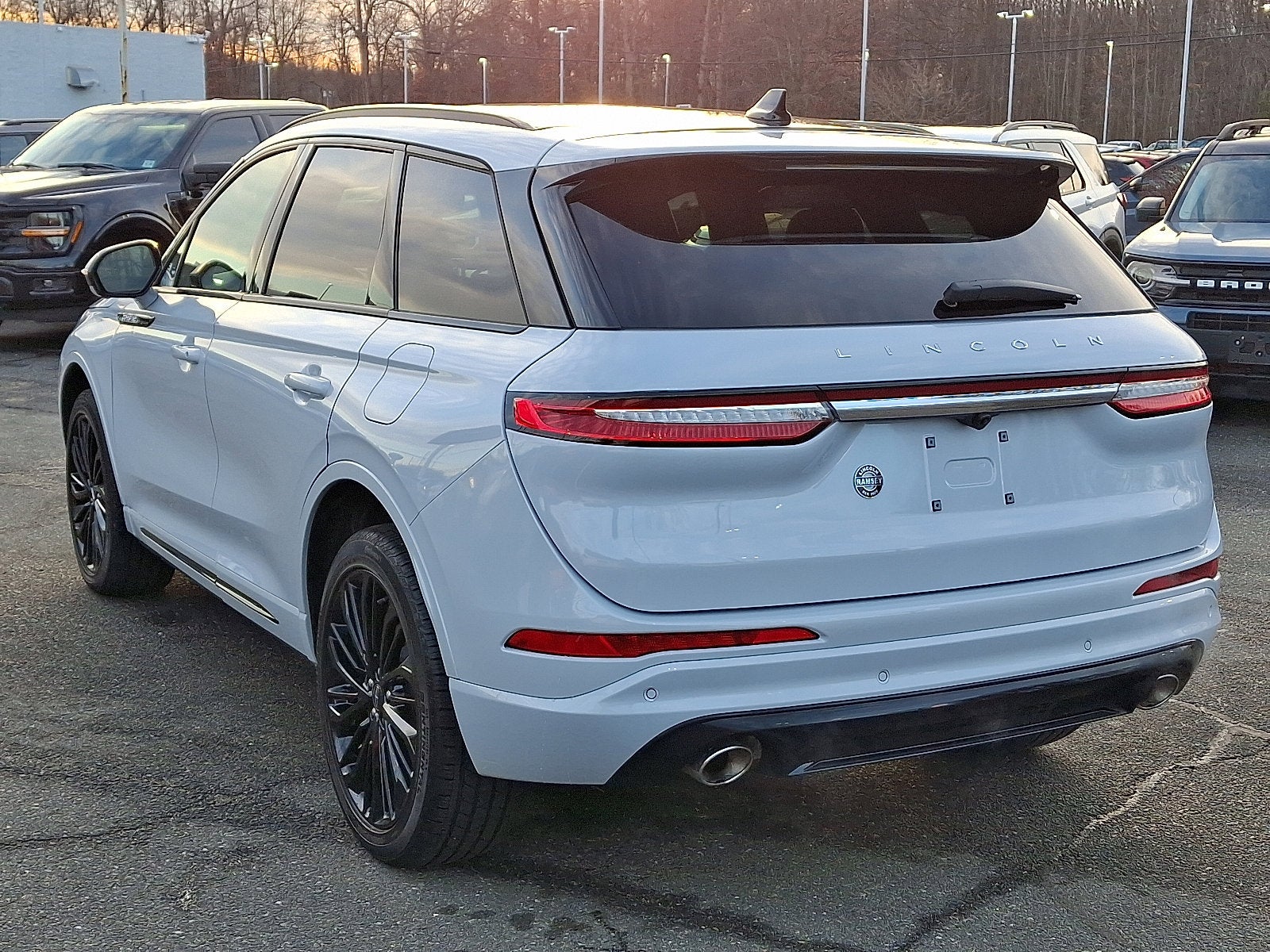 2025 Lincoln Corsair Premiere