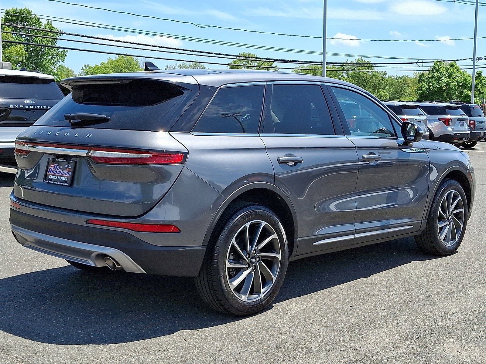 2023 Lincoln Corsair Standard