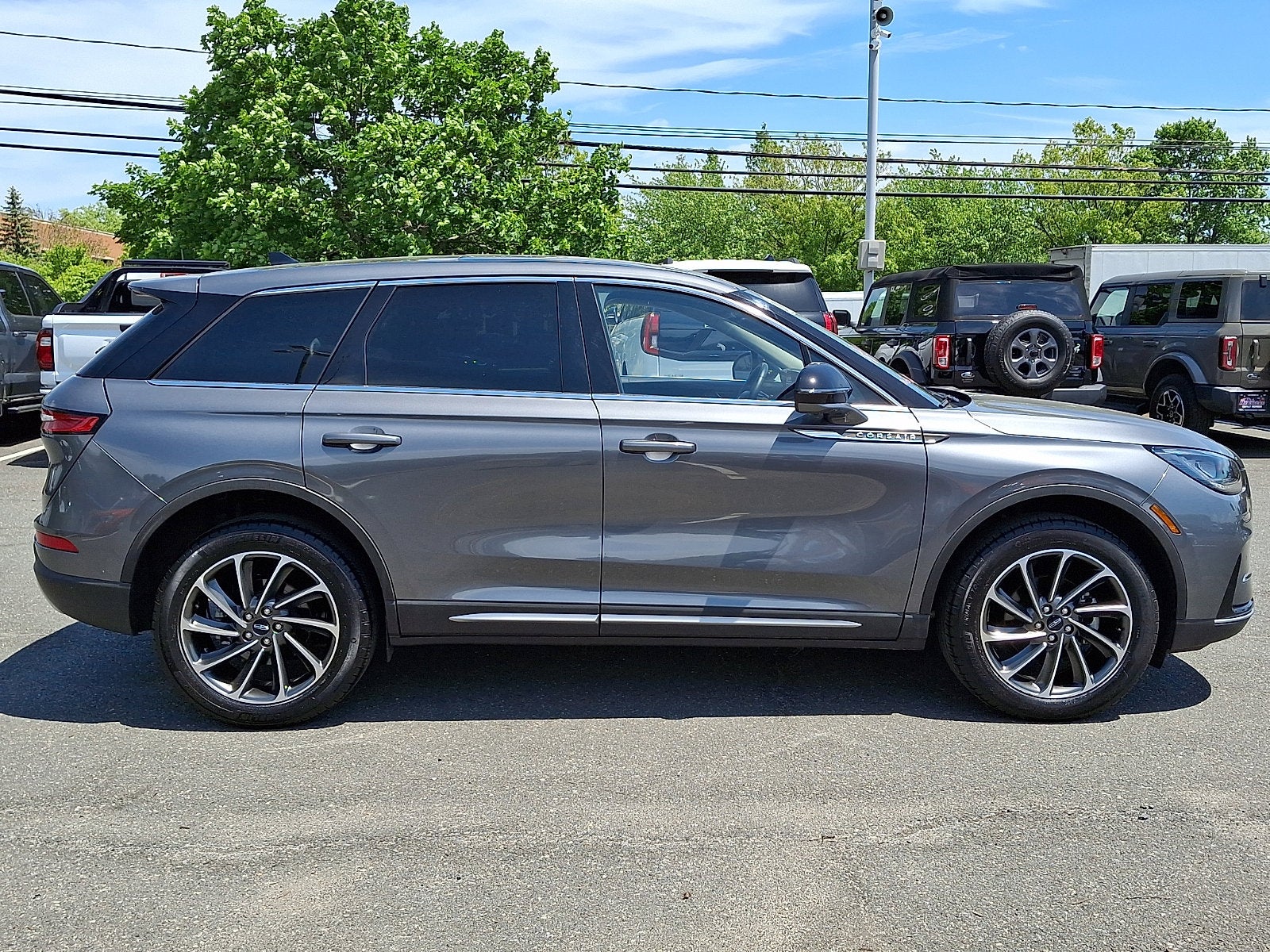 2023 Lincoln Corsair Standard
