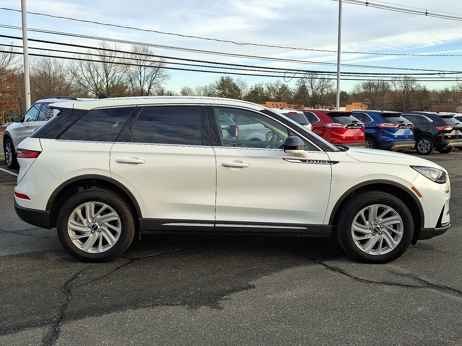 2023 Lincoln Corsair Standard