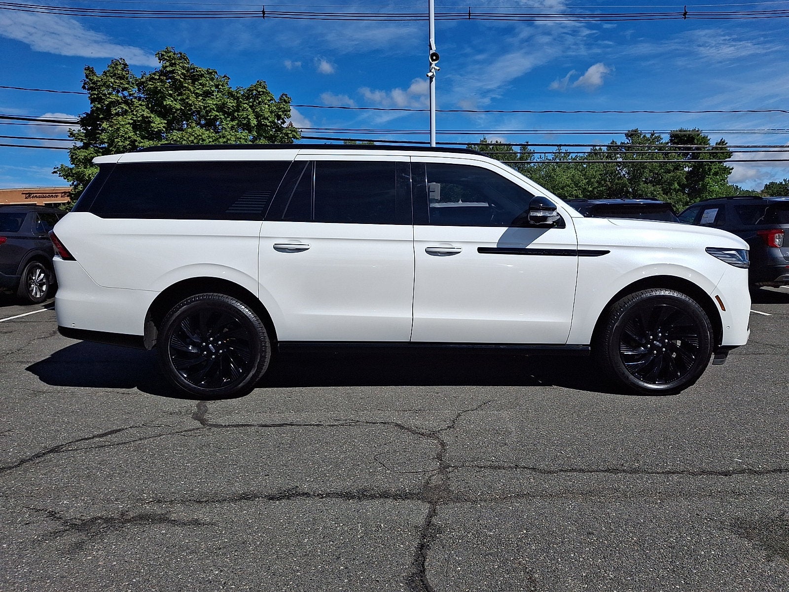 2025 Lincoln Navigator L Reserve