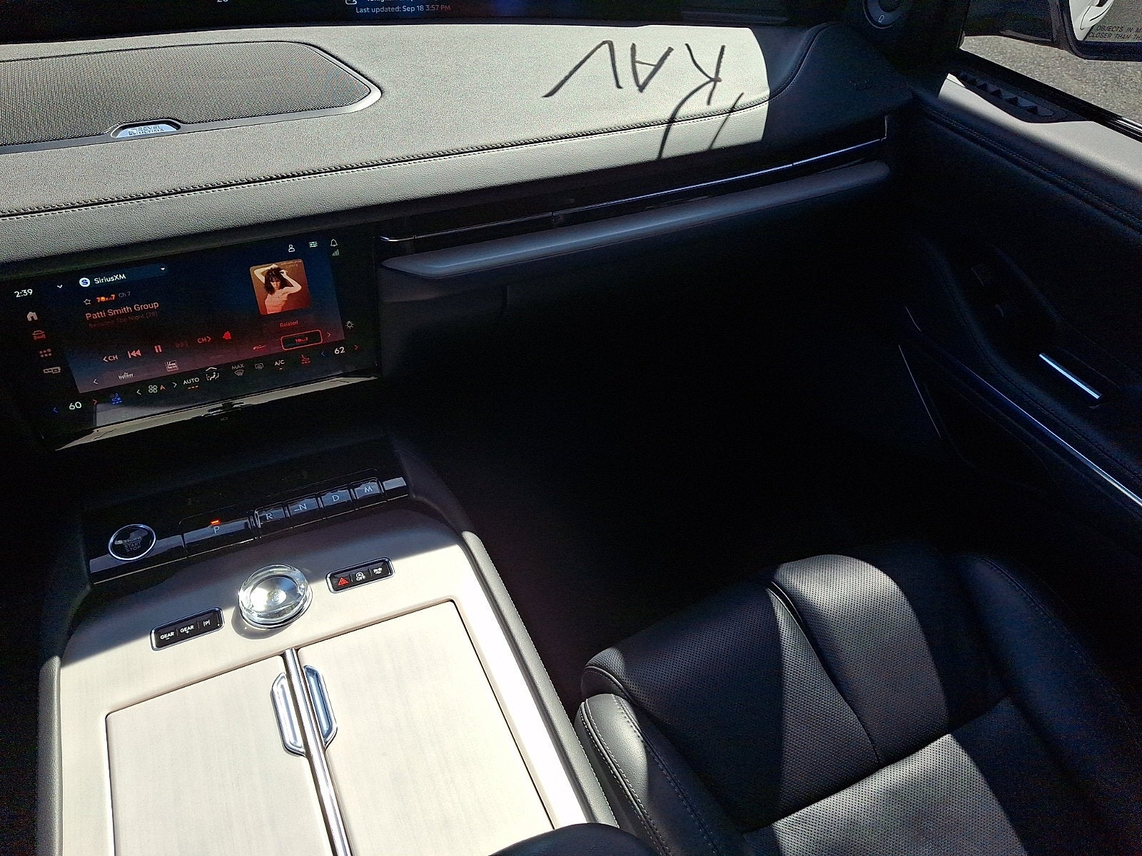 2025 Lincoln Navigator L Reserve