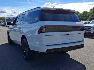 2025 Lincoln Navigator L Reserve