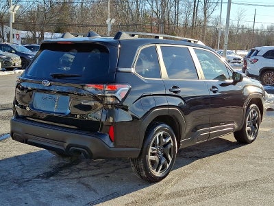 2025 Subaru Forester Premium Hybrid