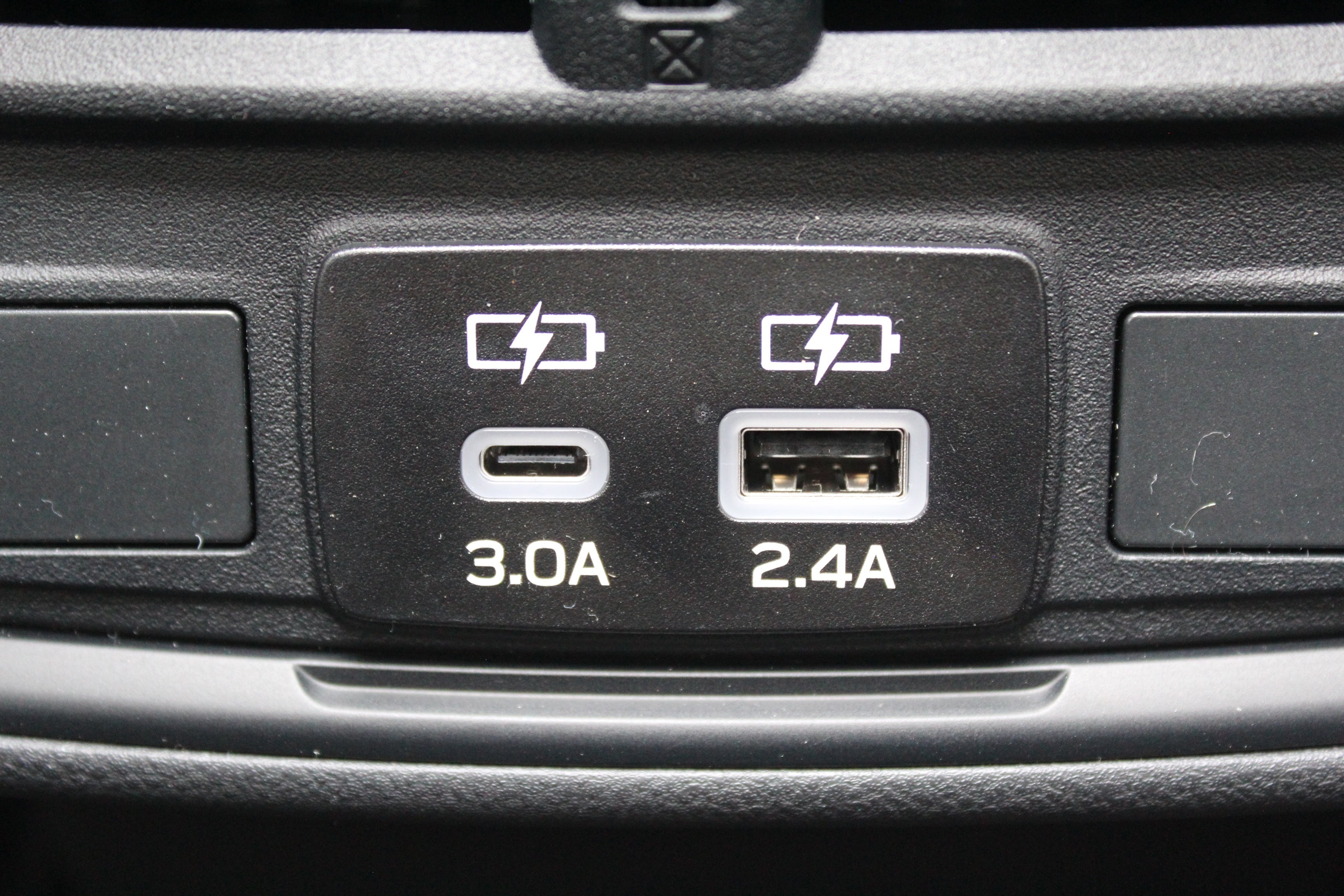 2026 Subaru FORESTER CUSTOM Black Top Edition