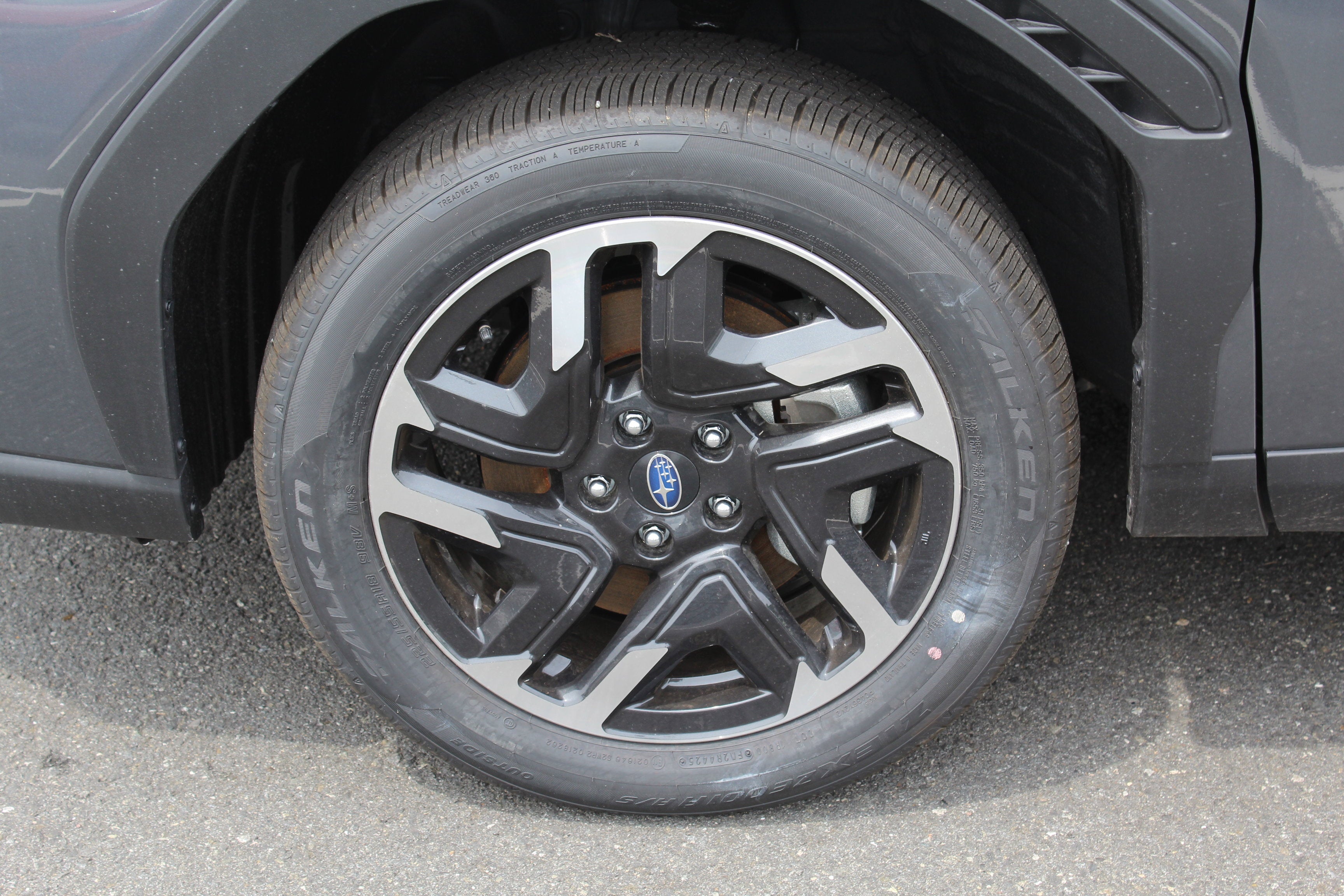 2026 Subaru FORESTER Premium Hybrid
