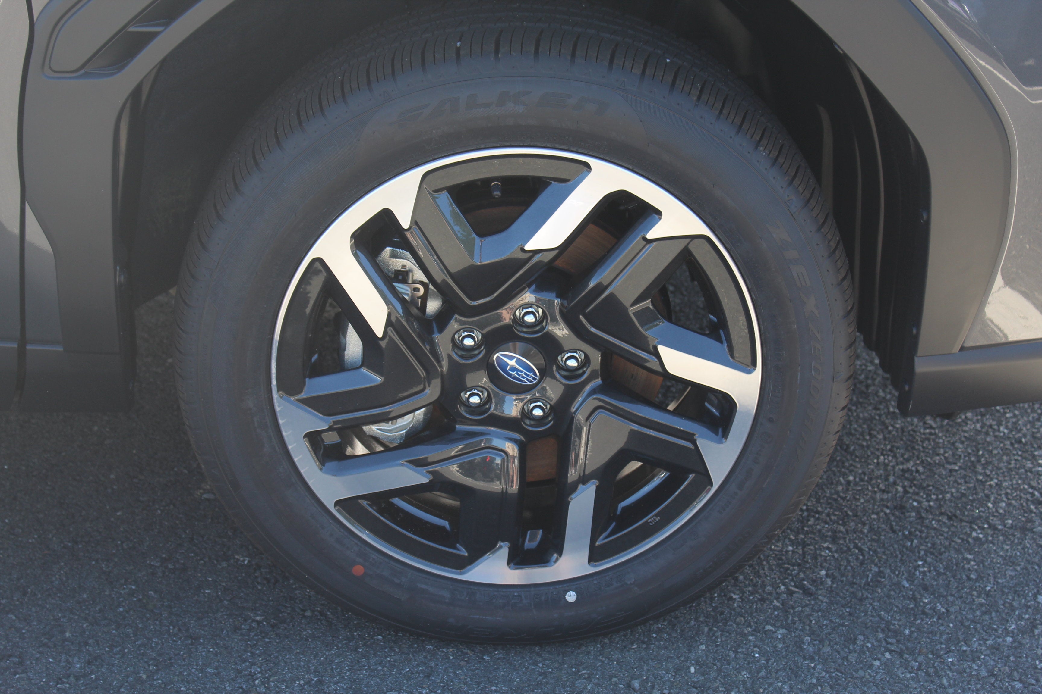 2026 Subaru FORESTER Premium Hybrid