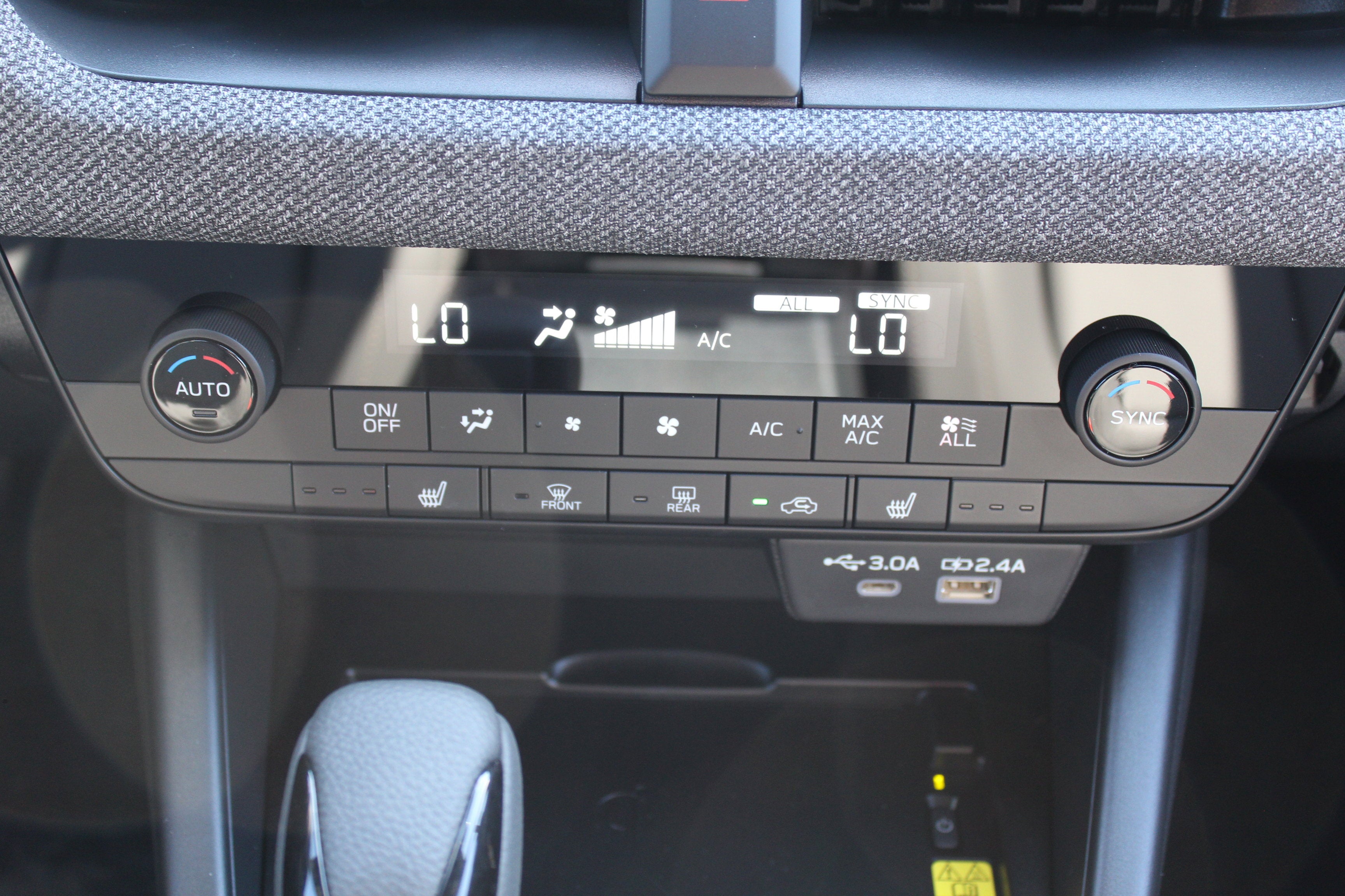 2026 Subaru Outback Limited - Photo 22
