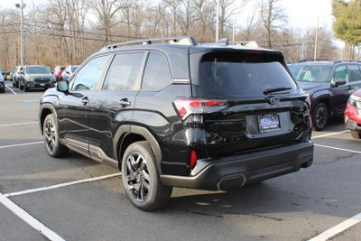 2025 Subaru FORESTER Limited Hybrid