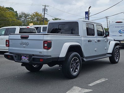 2022 Jeep Gladiator Overland