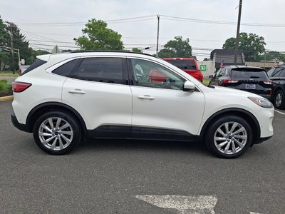 2022 Ford Escape Titanium