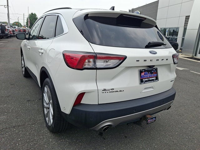 2022 Ford Escape Titanium