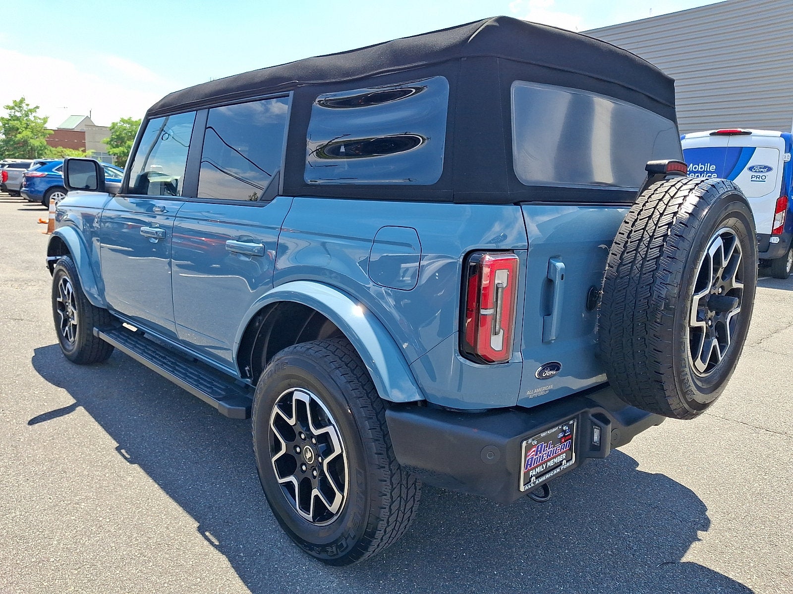 2023 Ford Bronco Outer Banks