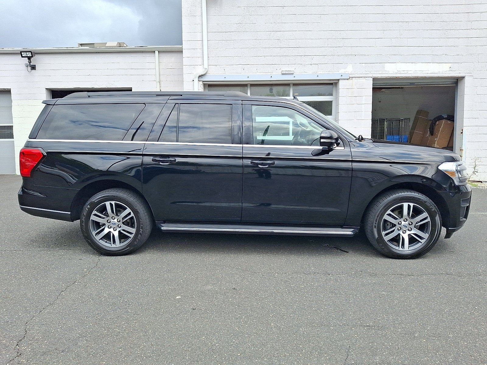 2022 Ford Expedition Max XLT