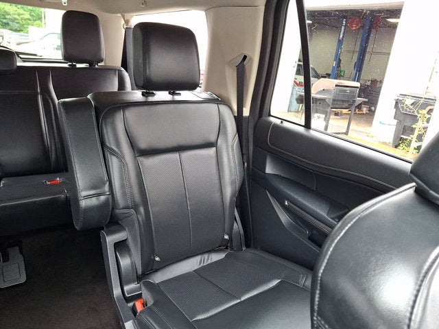 2022 Ford Expedition Max XLT