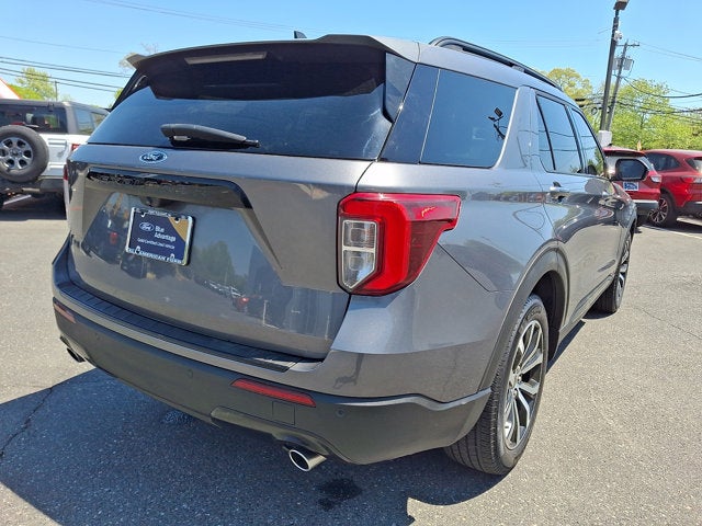 2022 Ford Explorer ST-Line