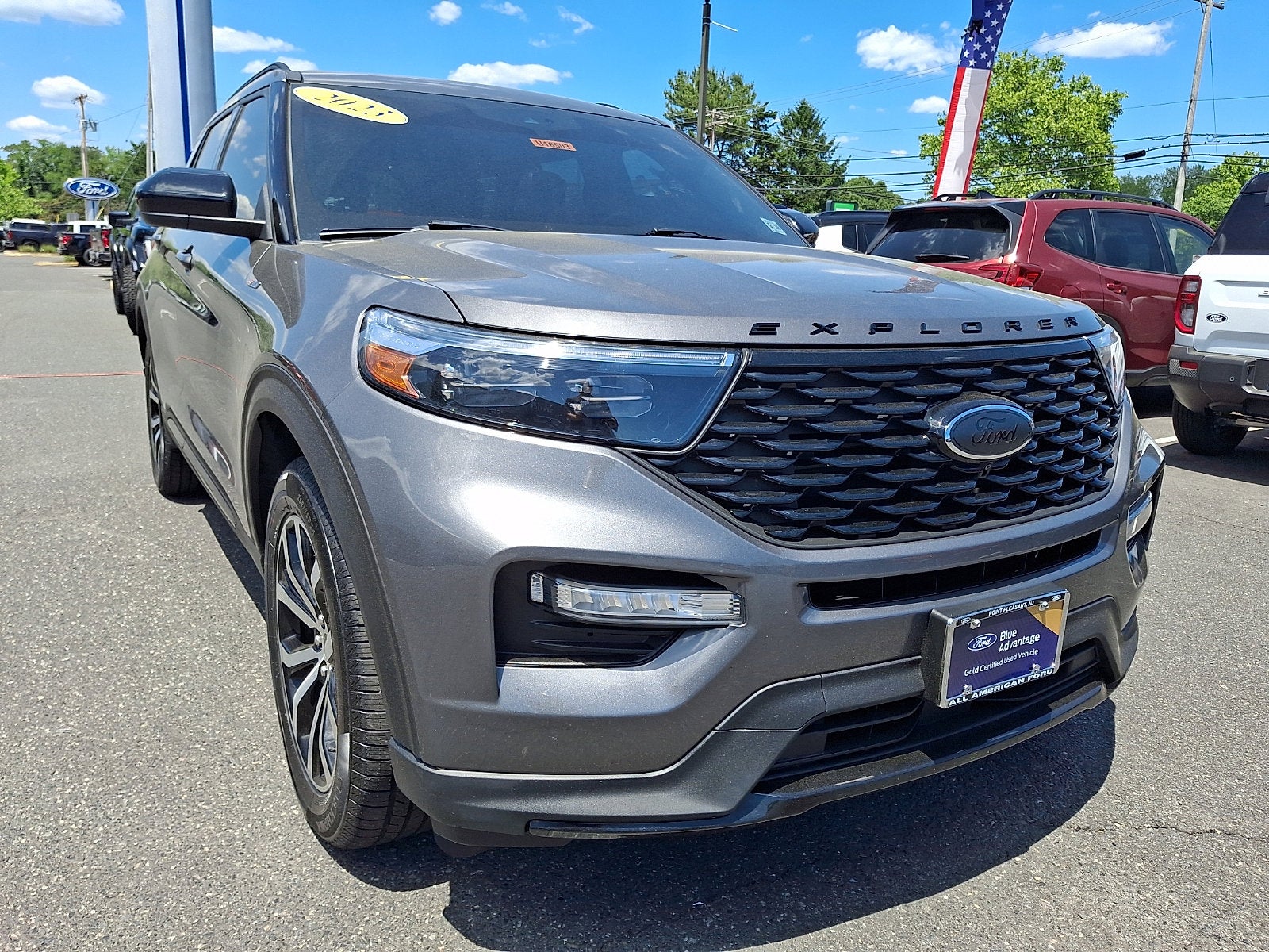 2023 Ford Explorer ST-Line
