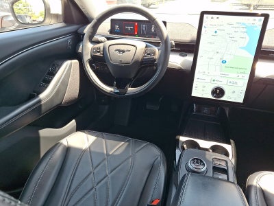2022 Ford Mustang Mach-E Select