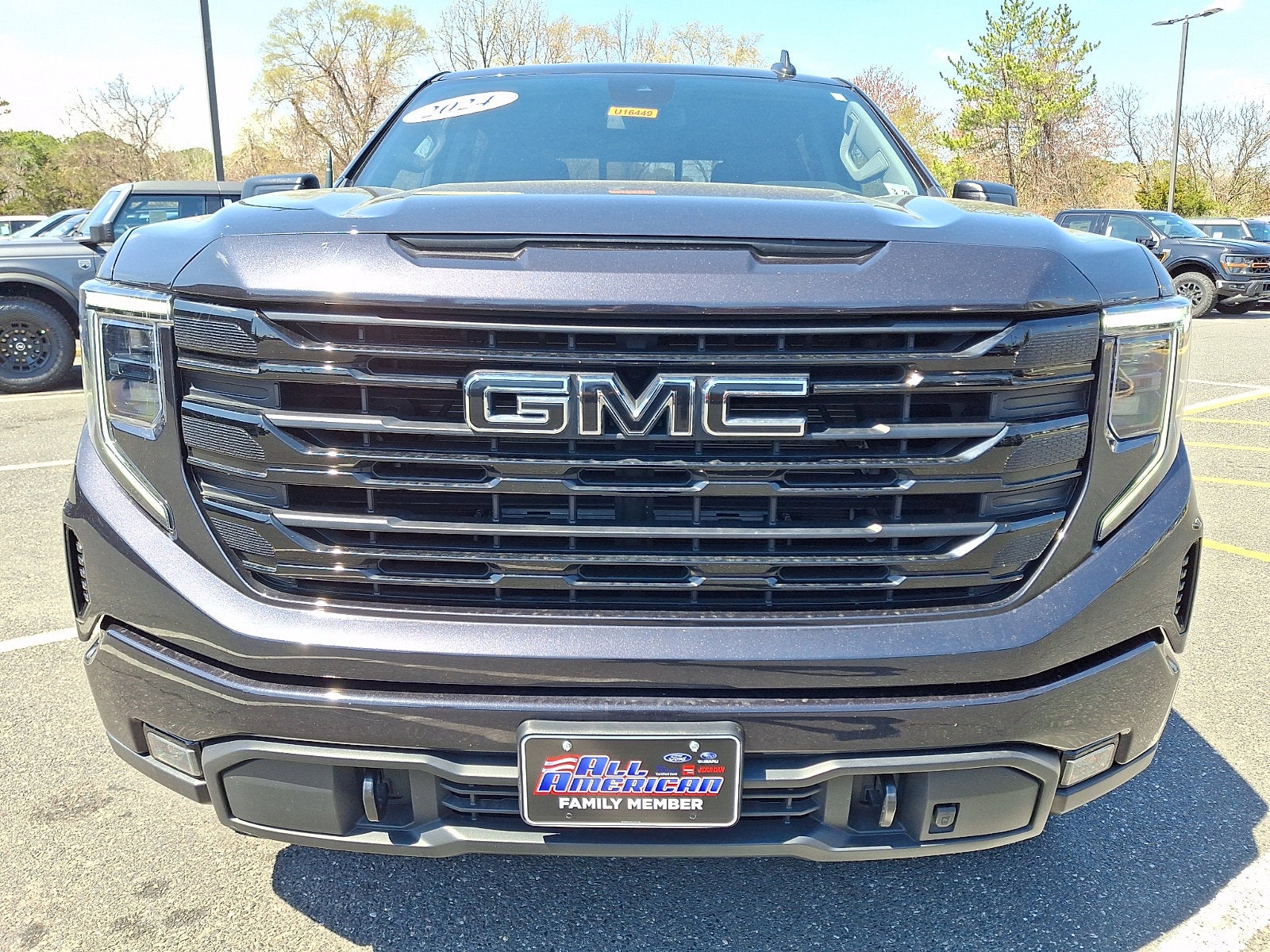 2024 GMC Sierra 1500 Elevation