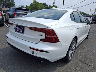 2021 Volvo S60 Momentum